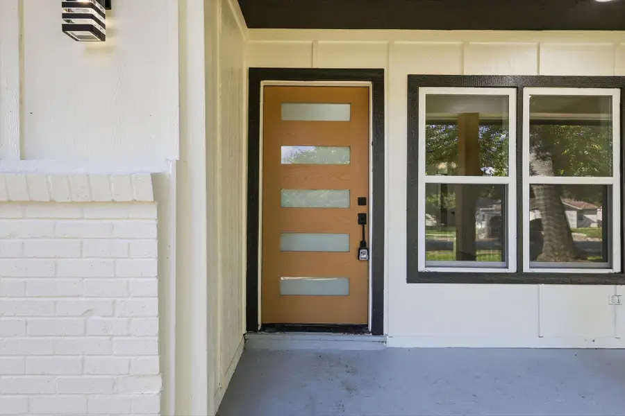 2109 Hedgerow Street, Arlington, TX 76010 - #3