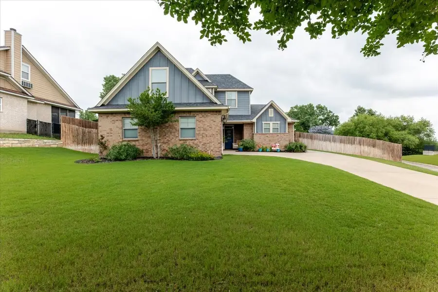 112 Camelot Street, Glen Rose, TX 76043 - #2