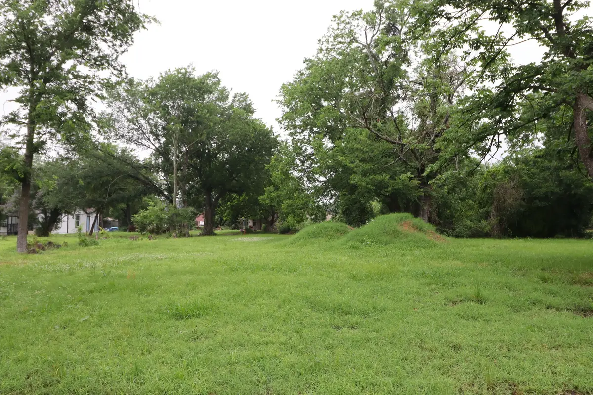 118 Norris Street, Commerce, TX 75428 - #1