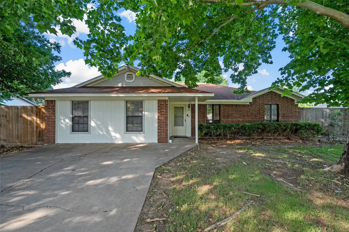305 Elmwood Drive, Woodway, TX 76712 - #1