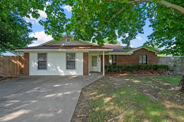 305 Elmwood Drive, Woodway, TX 76712