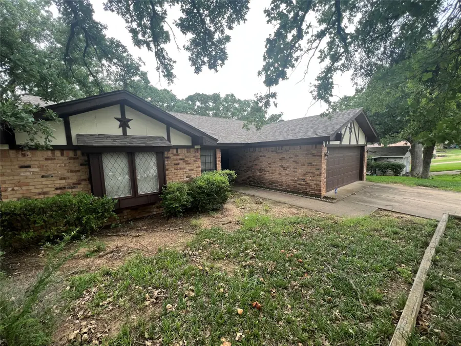 7604 Craig Street, Fort Worth, TX 76112 - #3
