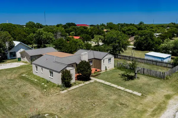 408 South Street, Throckmorton, TX 76483