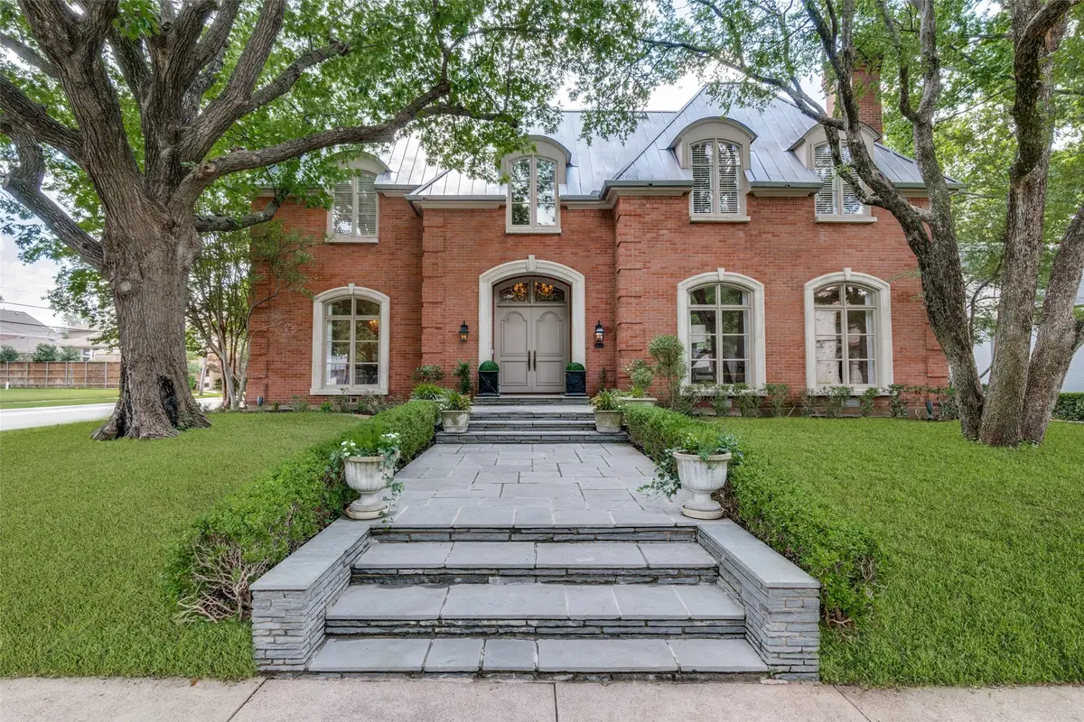 4301 Fairfax Avenue, Dallas, TX 75205 - #1