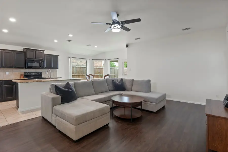 8209 Karole Drive, Fort Worth, TX 76120 - #2