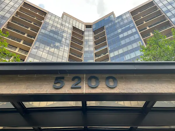 5200 Keller Springs Road #215, Dallas, TX 75248