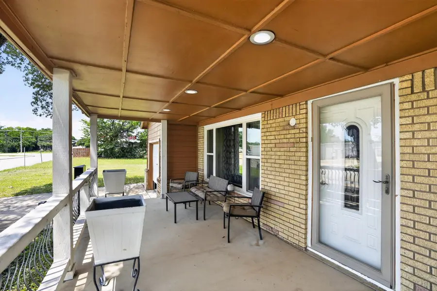 3272 Mimosa Park Drive, Richland Hills, TX 76118 - #2
