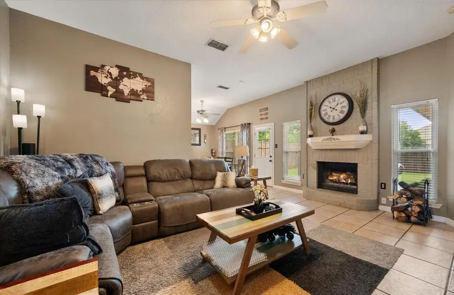 728 Saddle Road, White Settlement, TX 76108 - #3