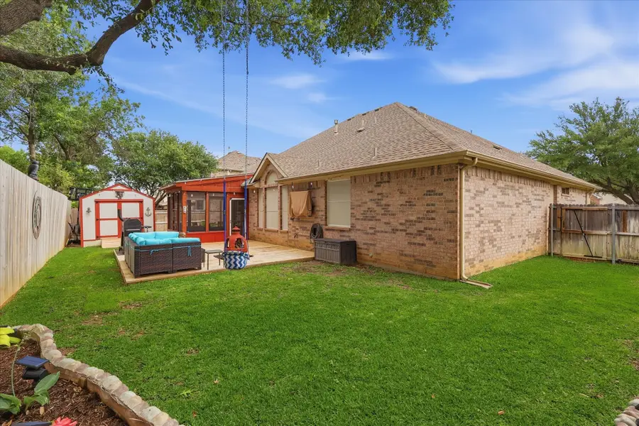 8106 Summerleaf Drive, Arlington, TX 76001 - #2