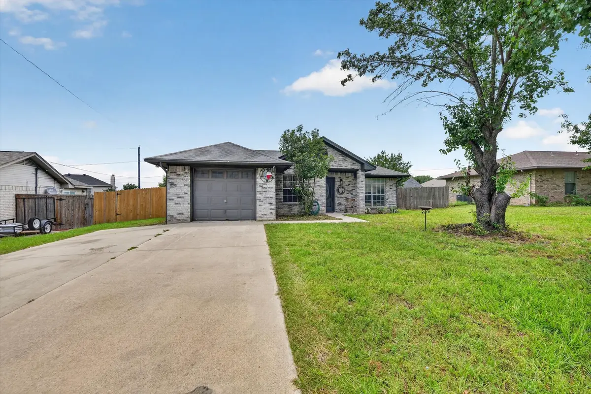 724 Oak Park Drive, Azle, TX 76020 - #1