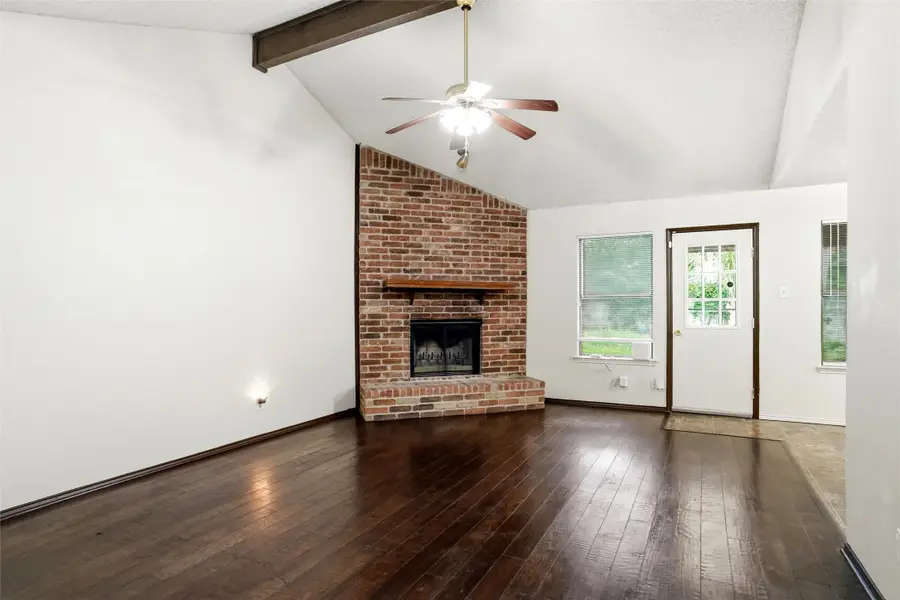 540 Clover Drive, Saginaw, TX 76179 - #2