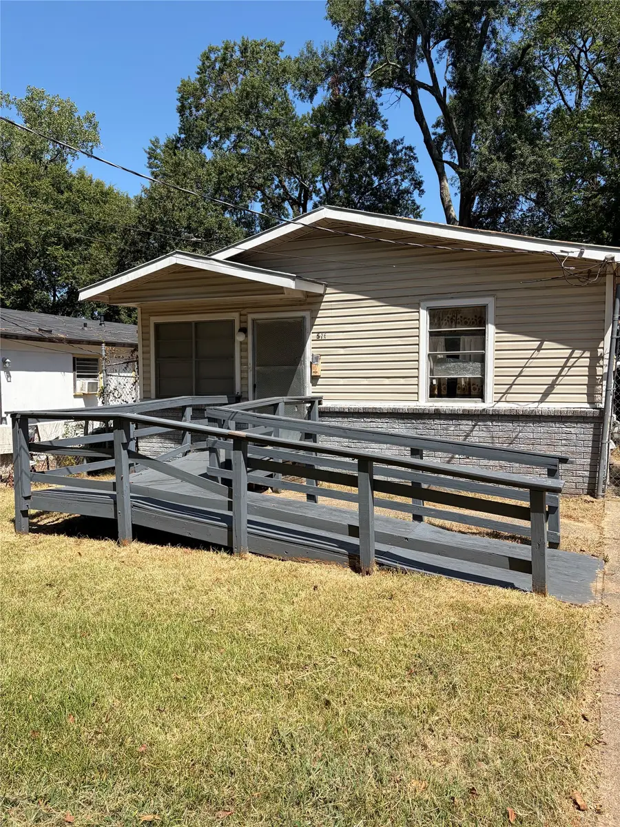 526 Coon Street, Shreveport, LA 71104 - #3