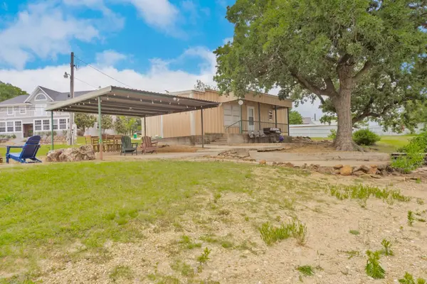 120 Tettleton Circle, Bowie, TX 76230