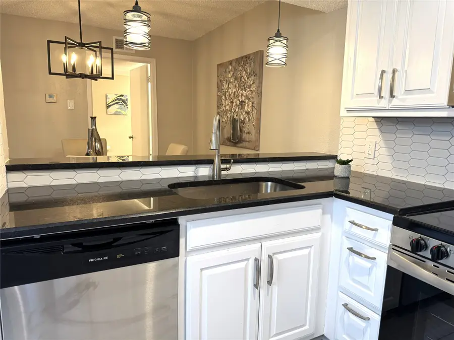 871 Dublin Drive #D, Richardson, TX 75080 - #3