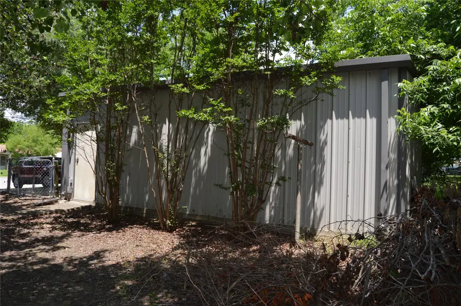 3915 Wellington Street, Greenville, TX 75401 - #3