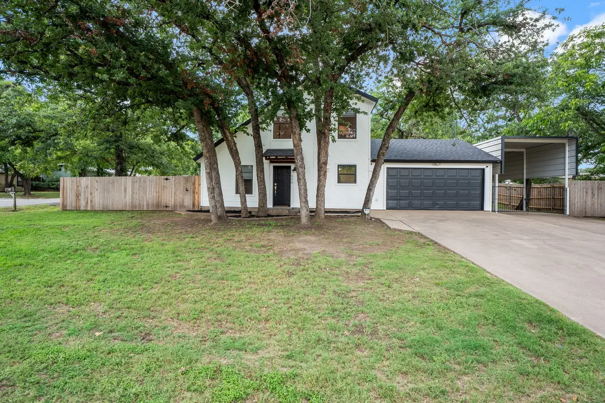 600 Lost Trail, Granbury, TX 76049 - #1