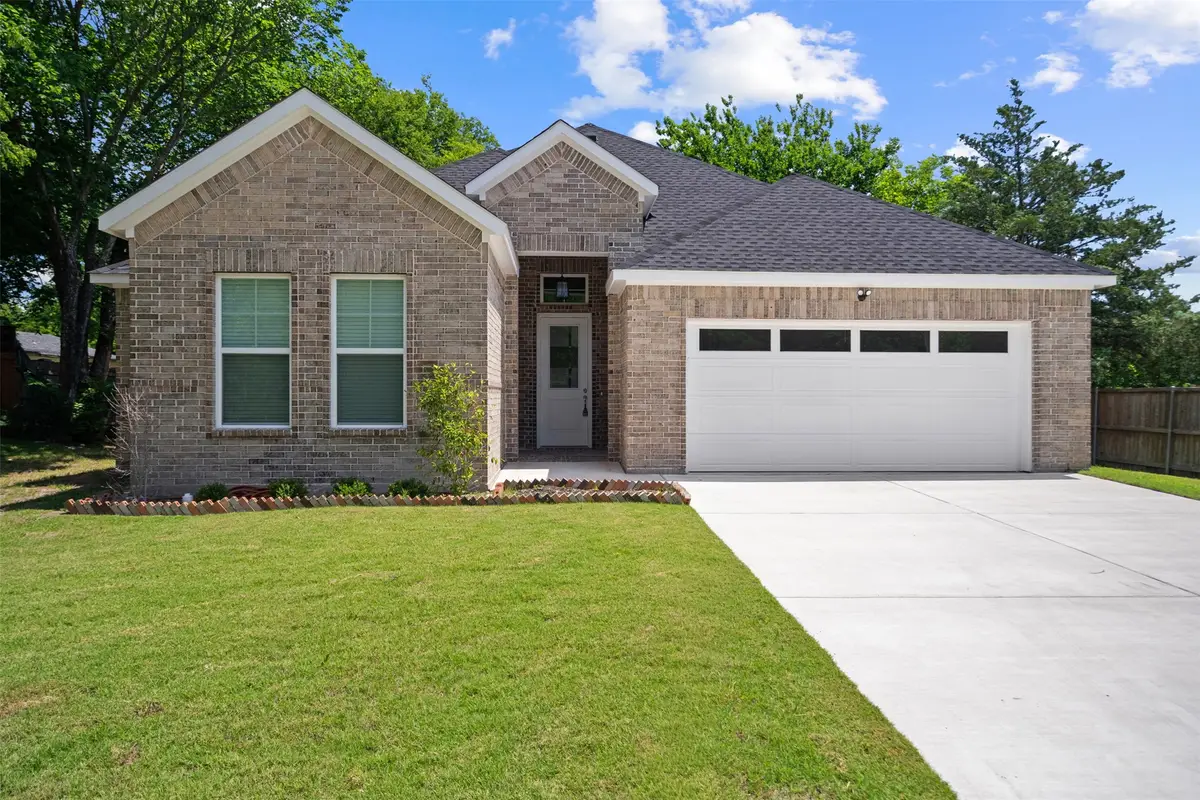 123 Bradshaw Street, Waxahachie, TX 75165 - #1