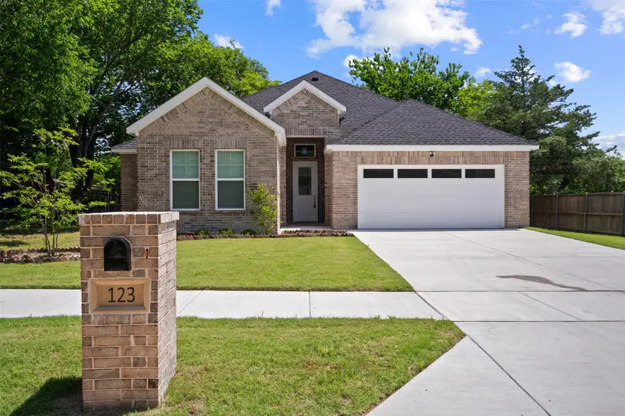 123 Bradshaw Street, Waxahachie, TX 75165 - #2
