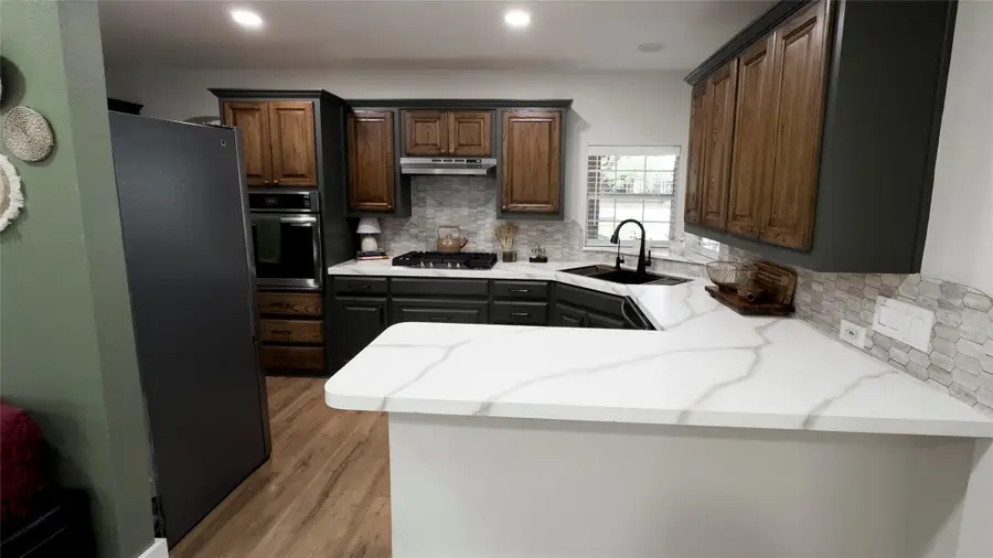 1016 W Collins Street, Denton, TX 76201 - #2