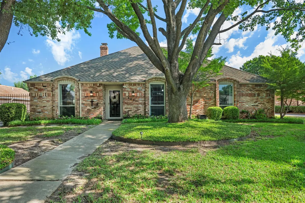 605 Hinsdale Drive, Arlington, TX 76006 - #1