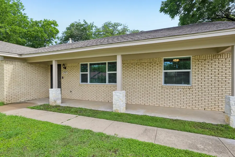 1707 Park Ridge Terrace, Arlington, TX 76012 - #3