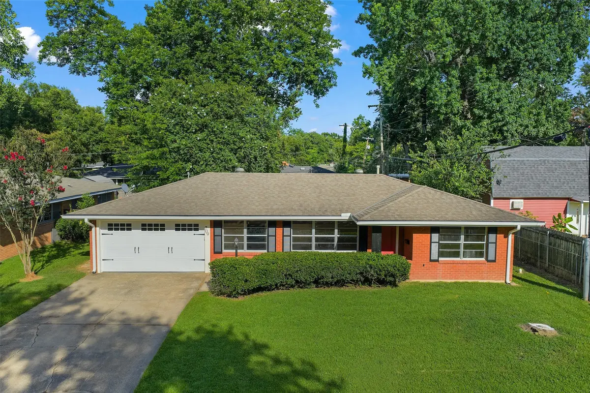 709 Robards Street, Shreveport, LA 71105 - #1