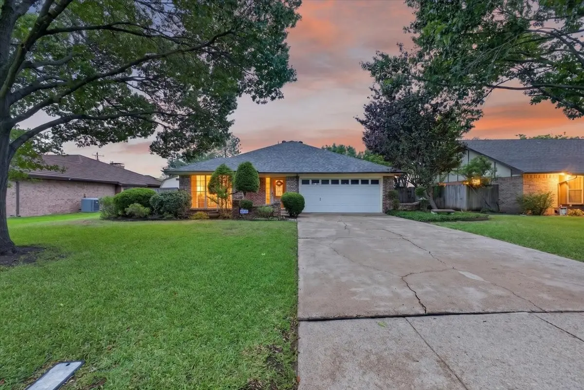 3621 Kelvin Avenue, Fort Worth, TX 76133 - #1