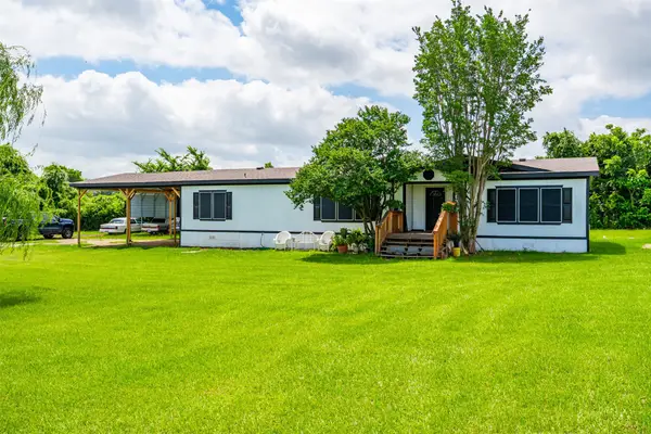 4626 E Renfro Street, Alvarado, TX 76009