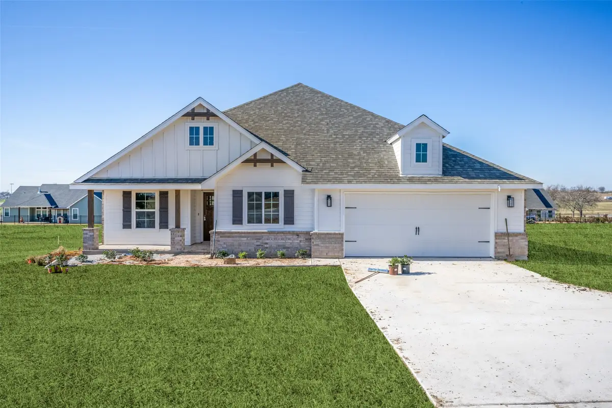 104 Ranchview, Valley View, TX 76272 - #1