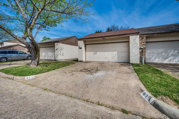 811 Pebble Beach Drive, Garland, TX 75043