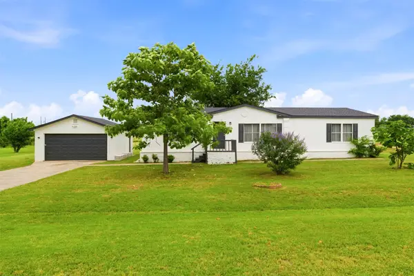 7227 Fm 2622, Ponder, TX 76259