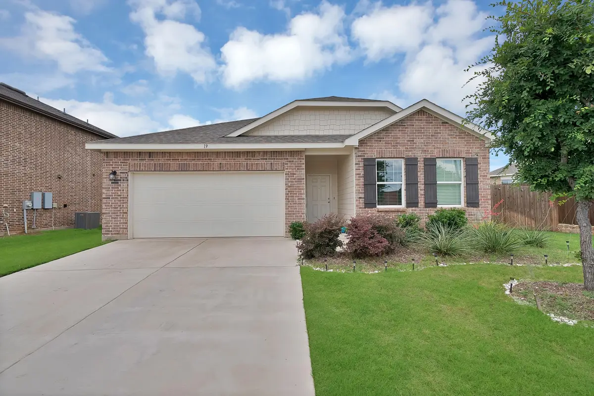 19 Cherryridge Drive, Edgecliff Village, TX 76134 - #1