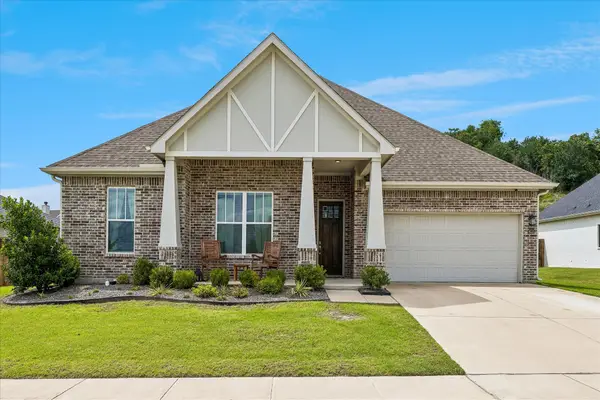 215 E Furlong, Willow Park, TX 76087