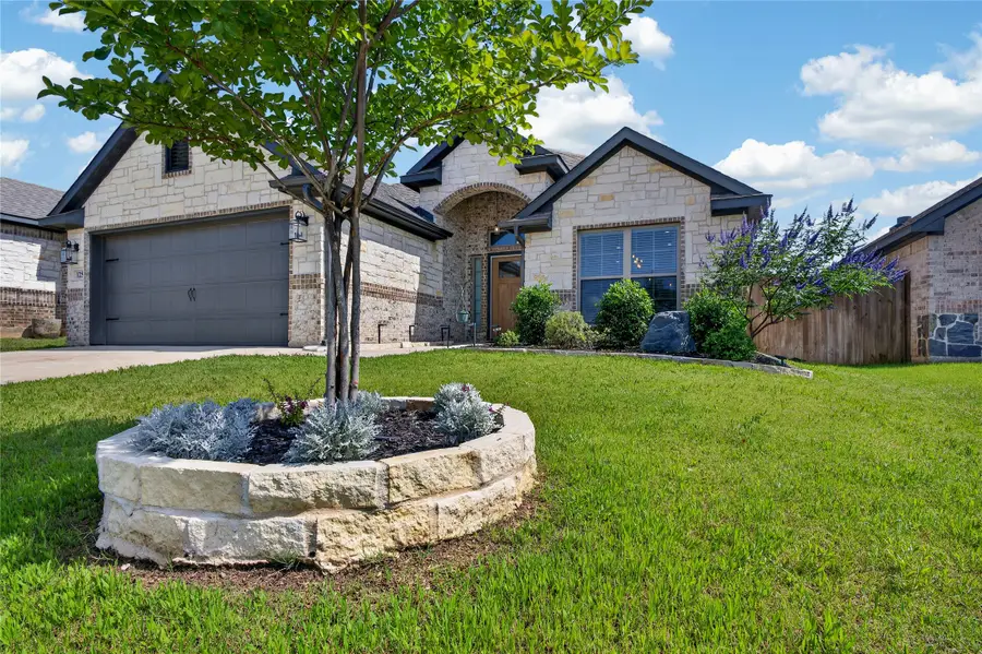 125 Maverick Lane, Pilot Point, TX 76258 - #2