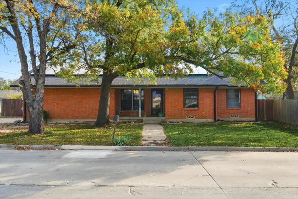 612 N 10th Street, Sanger, TX 76266