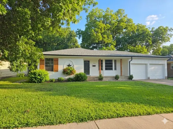 1818 W Belden Street, Sherman, TX 75092