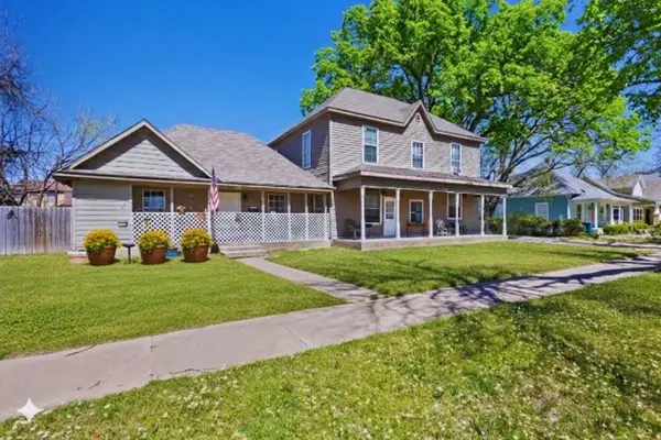 909 W Chestnut Street, Denison, TX 75020