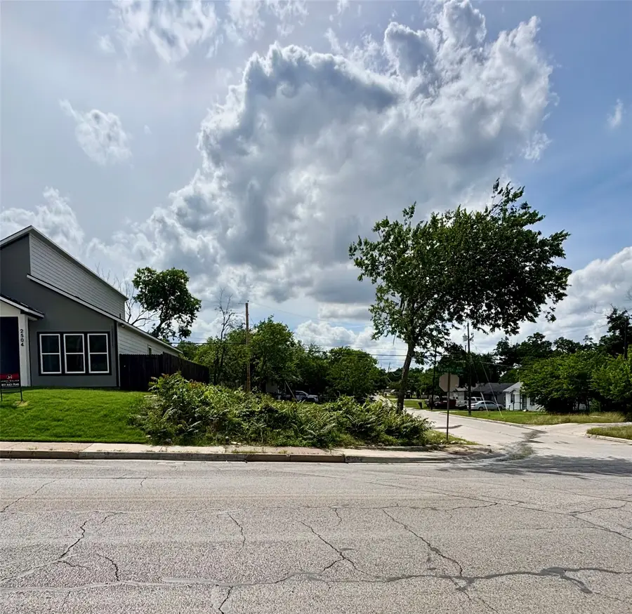 2500 Vaughn Boulevard, Fort Worth, TX 76105 - #3