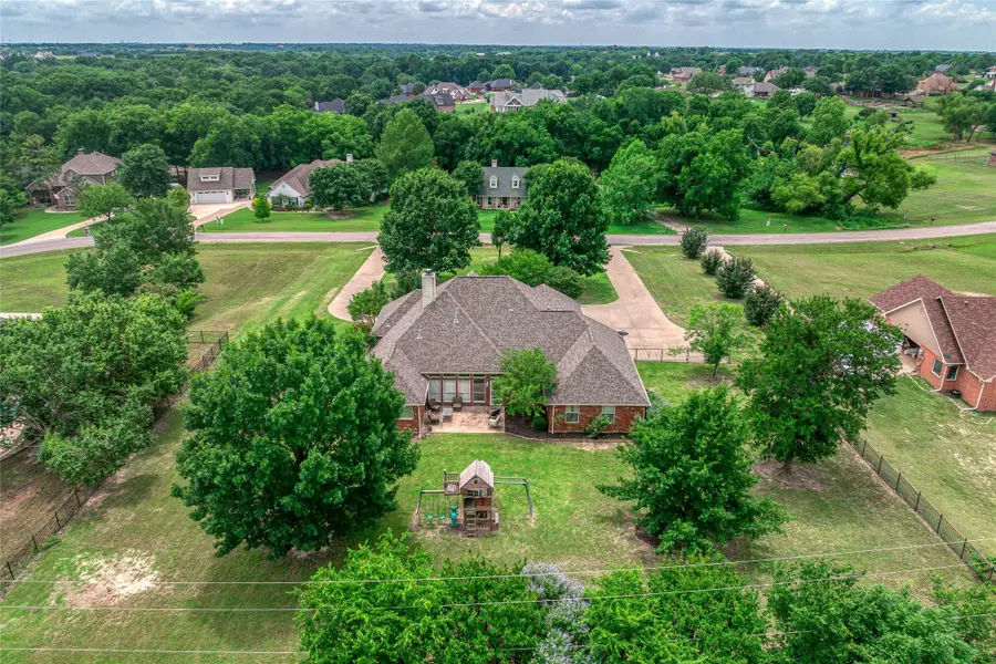 39 Preakness Place Road, Van Alstyne, TX 75495 - #2