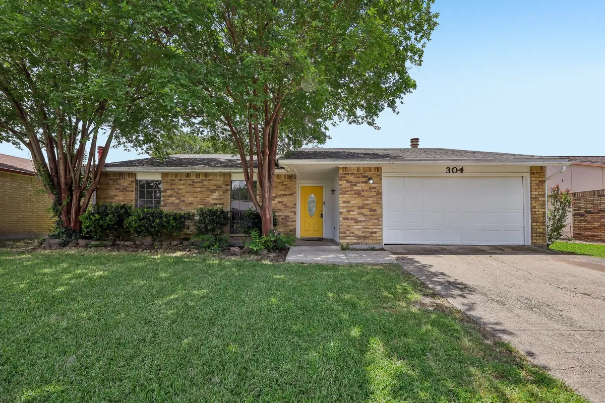 304 Long Canyon Drive, Mesquite, TX 75150 - #1