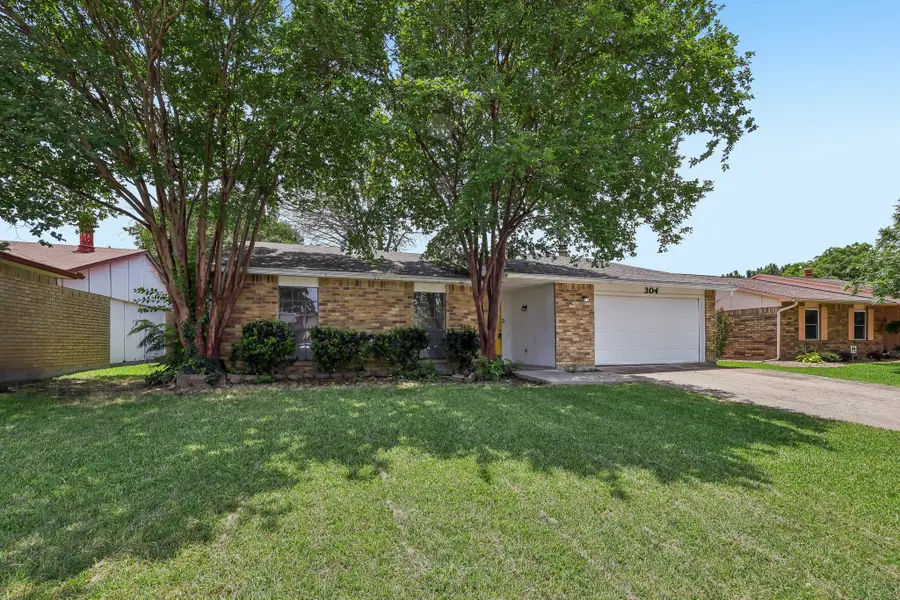 304 Long Canyon Drive, Mesquite, TX 75150 - #3