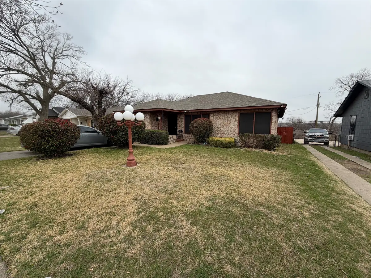 1245 Marion Avenue, Fort Worth, TX 76104 - #1
