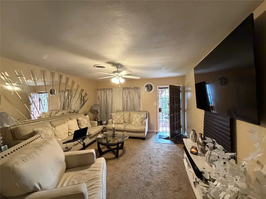 1245 Marion Avenue, Fort Worth, TX 76104 - #3