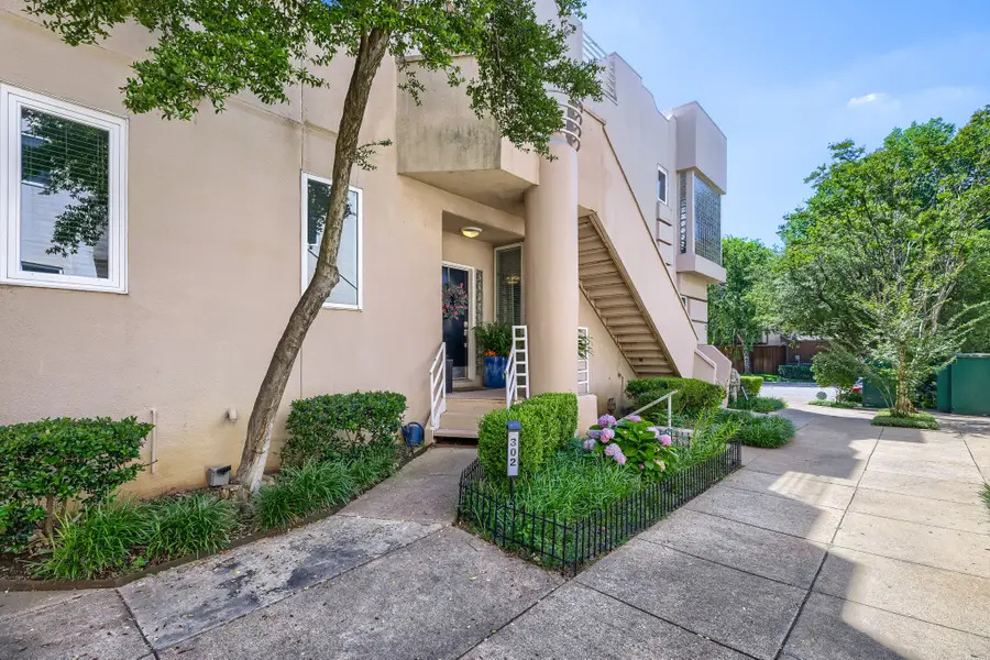 4040 Avondale Avenue #302, Dallas, TX 75219 - #3