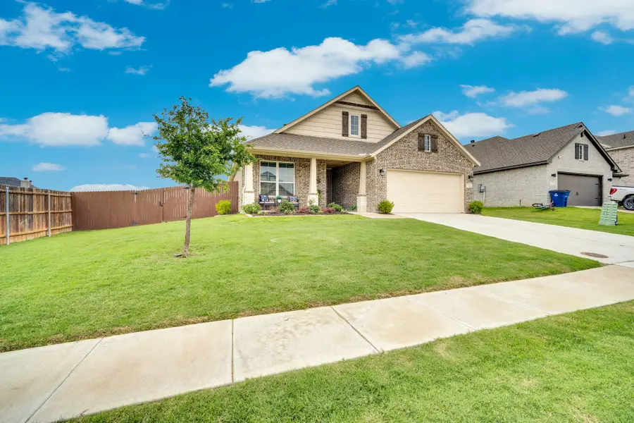 712 Ascot Court, Ennis, TX 75119 - #3
