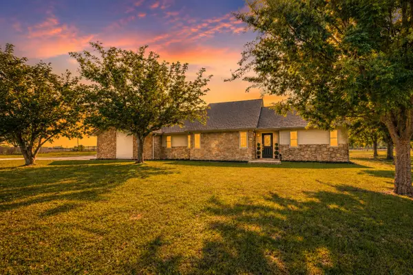 3 Harvest Way, Lucas, TX 75098