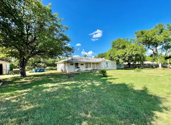 514 W Roosevelt Avenue, Whitney, TX 76692