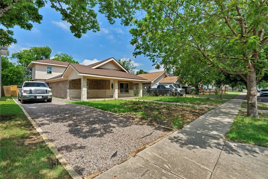 2916 Travis Avenue, Fort Worth, TX 76110 - #2