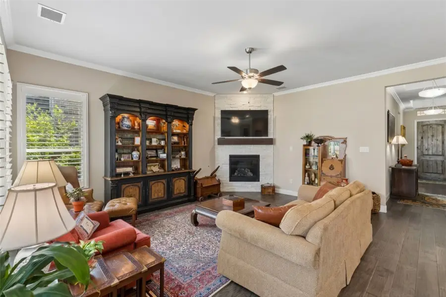 4703 Brenda Drive, Mansfield, TX 76063 - #3