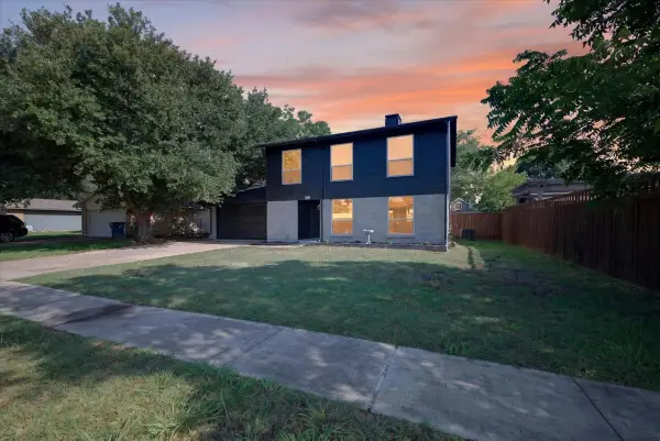 901 Huntington Drive, Lewisville, TX 75067